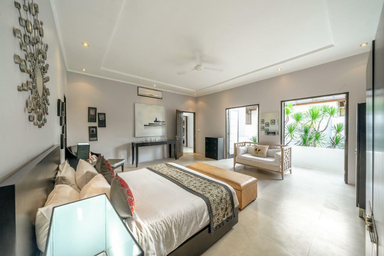 Villa The Town House Seminyak Esterno foto